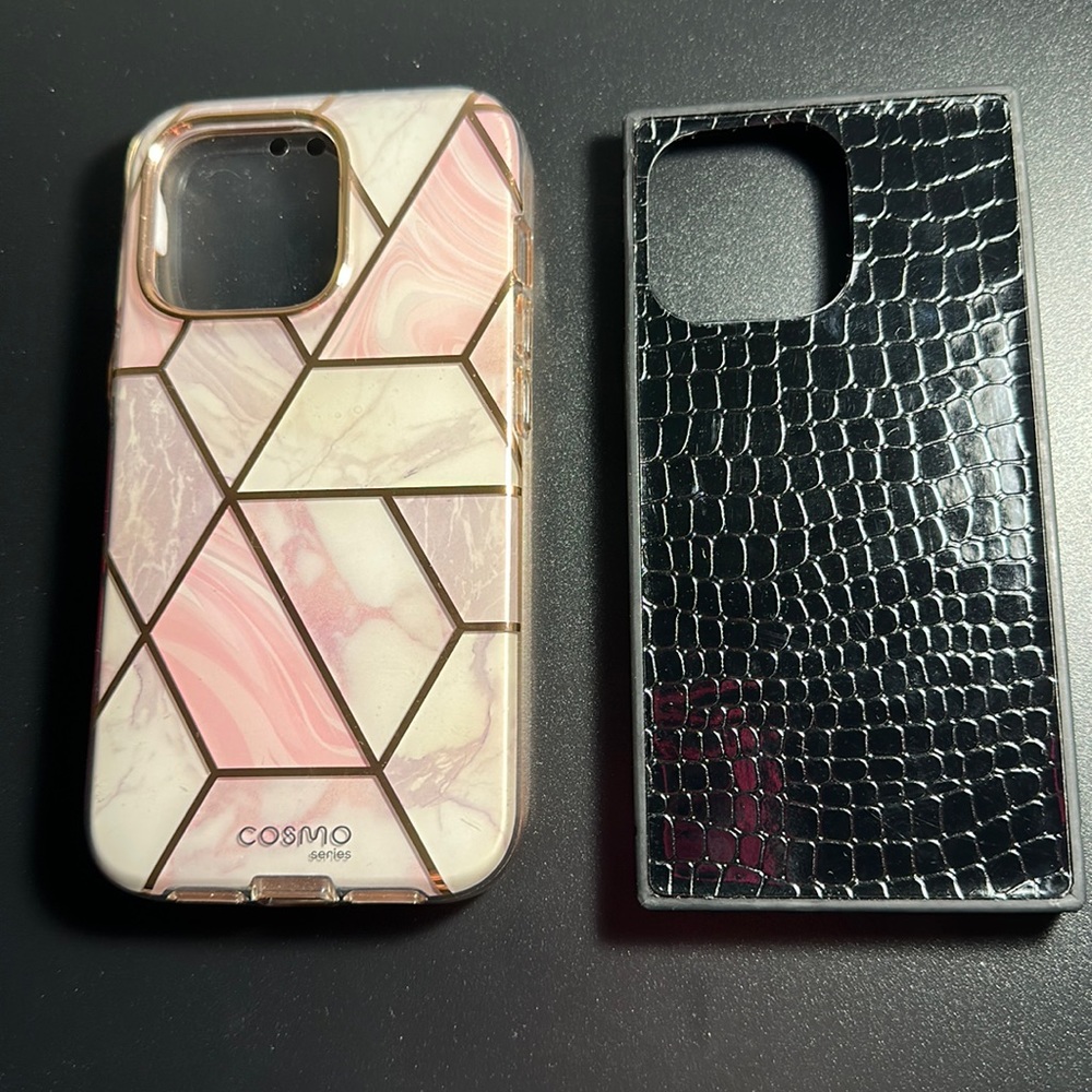 Set of 2 iPhone 13 pro cases